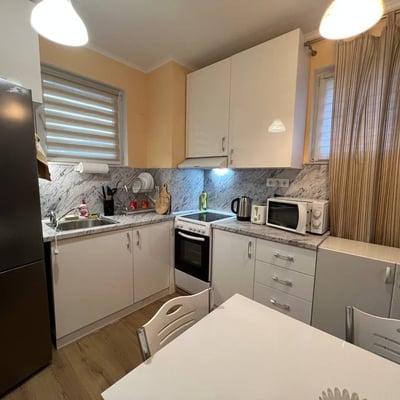 Аренда комфортного 2-комнатного апартамента, Бриз, Варна, Болгария